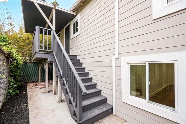 1812 Woolsey St, Berkeley, CA 94703