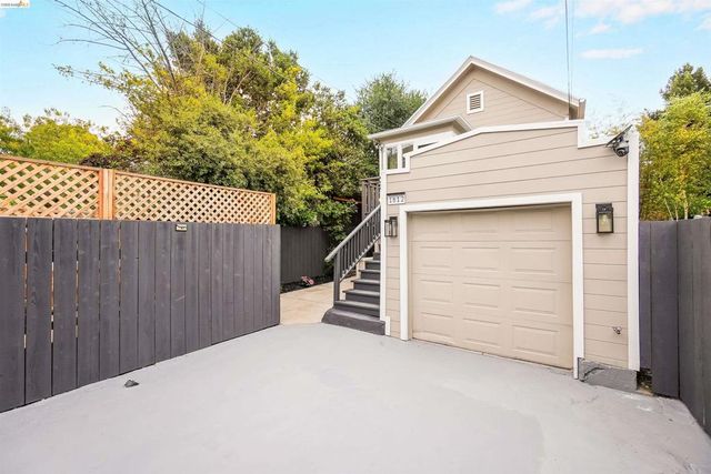 1812 Woolsey St, Berkeley, CA 94703