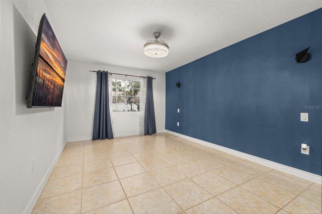 484 BANYON TREE CIRCLE 100, Maitland, FL 32751