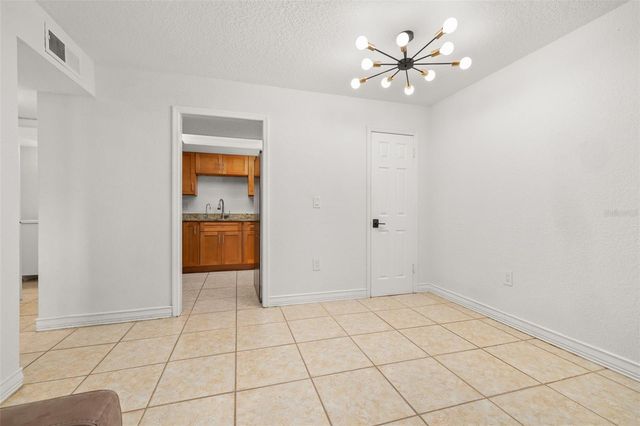 484 BANYON TREE CIRCLE 100, Maitland, FL 32751