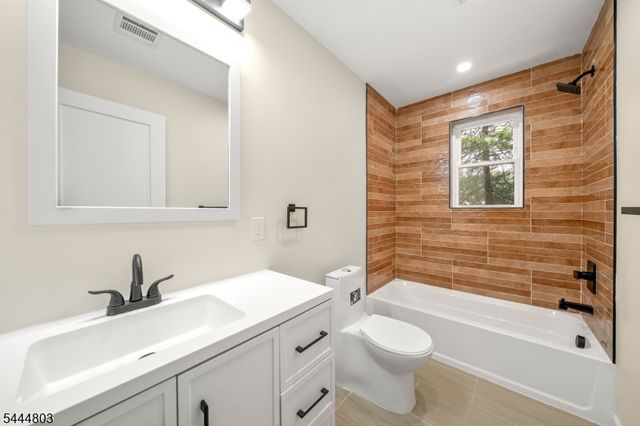 1676 Irene Ct, Teaneck Twp., NJ 07666
