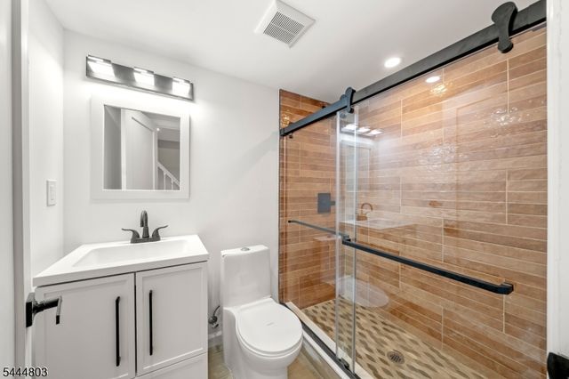 1676 Irene Ct, Teaneck Twp., NJ 07666