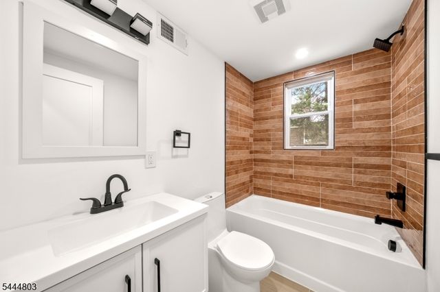 1676 Irene Ct, Teaneck Twp., NJ 07666
