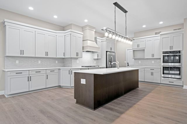 8556 Carberry Lane, Roscoe, IL 61073