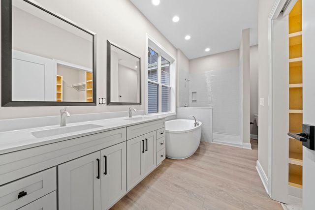 8556 Carberry Lane, Roscoe, IL 61073