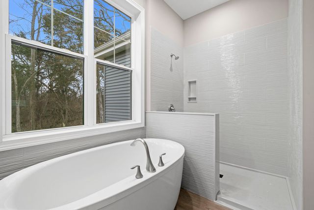 8556 Carberry Lane, Roscoe, IL 61073