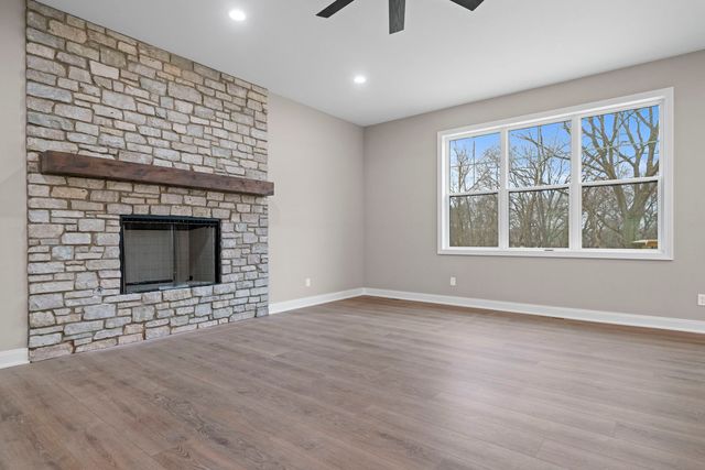 8556 Carberry Lane, Roscoe, IL 61073