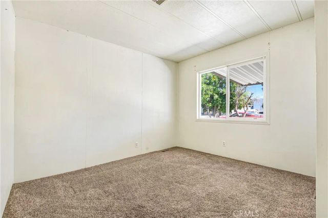 588 N Gilbert, Hemet, CA 92543