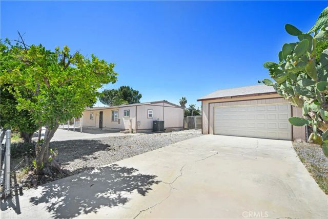 588 N Gilbert, Hemet, CA 92543