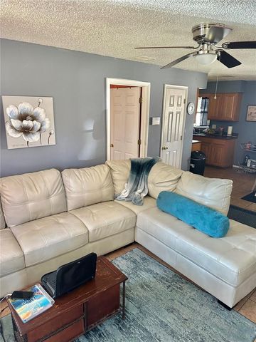 2334 OLIVET AVENUE, Leesburg, FL 34748