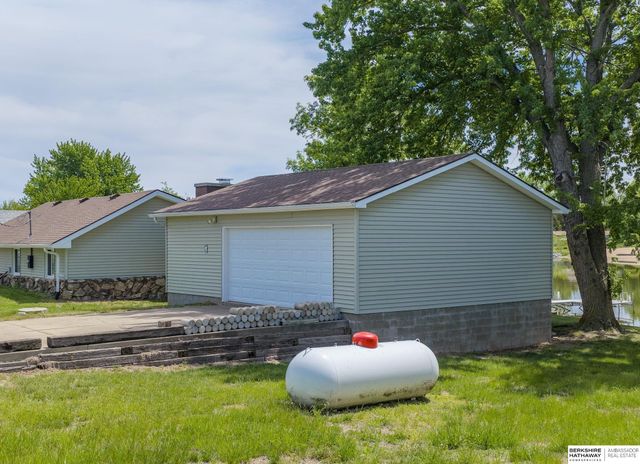 2036 Platteview Drive, Cedar Creek, NE 68016