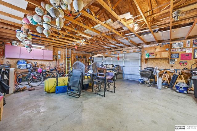 2036 Platteview Drive, Cedar Creek, NE 68016