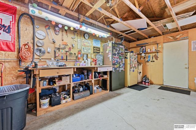 2036 Platteview Drive, Cedar Creek, NE 68016