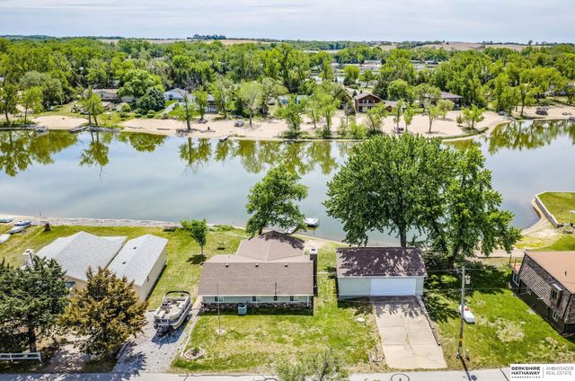 2036 Platteview Drive, Cedar Creek, NE 68016