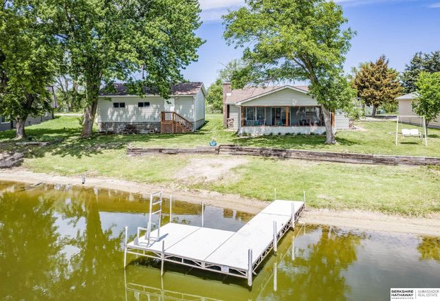 2036 Platteview Drive, Cedar Creek, NE 68016