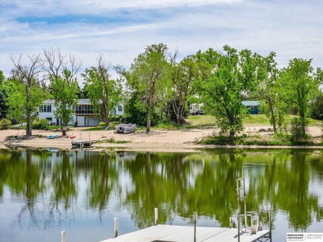 2036 Platteview Drive, Cedar Creek, NE 68016