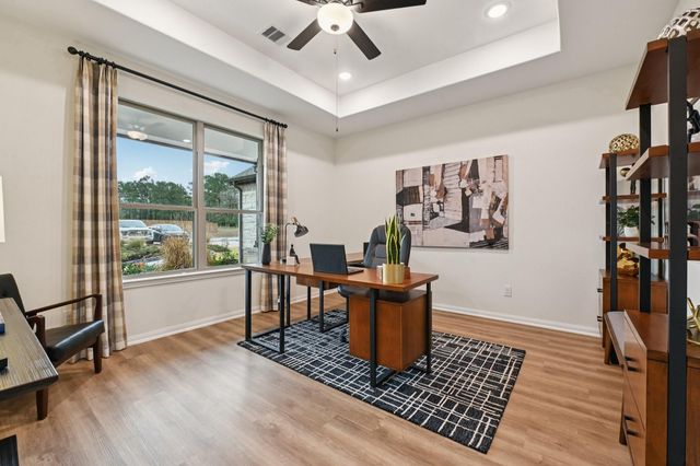 661 Barton Place Drive, Cleveland, TX 77327