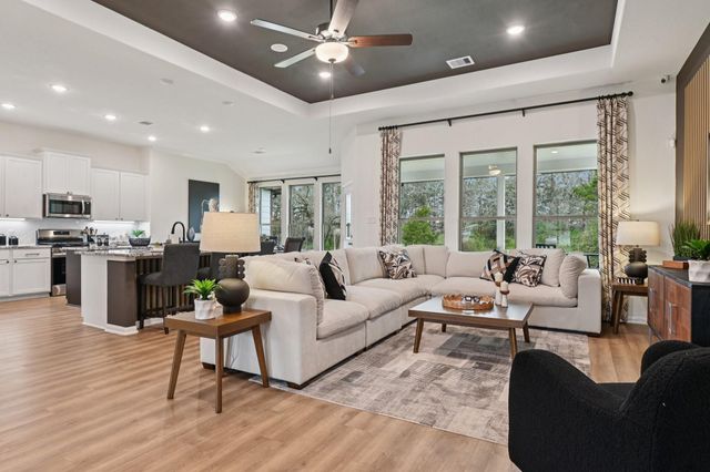 661 Barton Place Drive, Cleveland, TX 77327