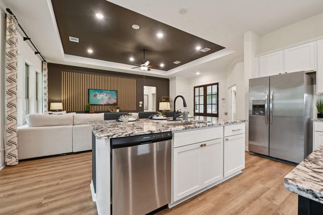 661 Barton Place Drive, Cleveland, TX 77327