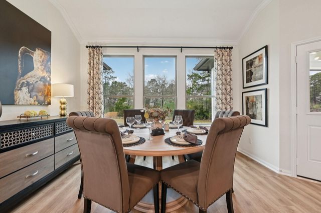 661 Barton Place Drive, Cleveland, TX 77327