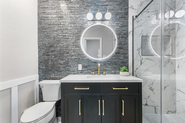 5949 Carroll Drive, The Colony, TX 75056