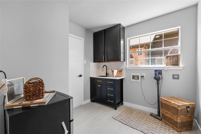 5949 Carroll Drive, The Colony, TX 75056