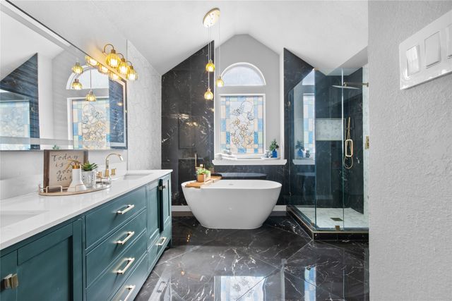 5949 Carroll Drive, The Colony, TX 75056