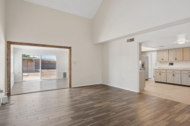 2423 E Maryland Drive, Tempe, AZ 85288