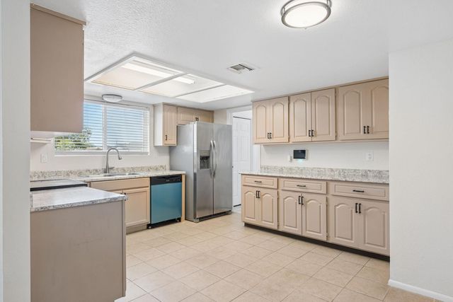 2423 E Maryland Drive, Tempe, AZ 85288