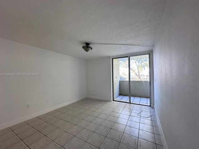 10000 NW 80th Ct 2521, Hialeah Gardens, FL 33016