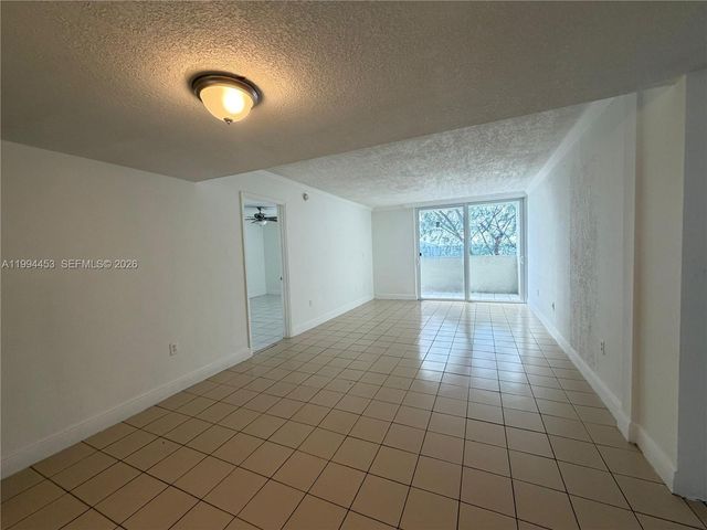 10000 NW 80th Ct 2521, Hialeah Gardens, FL 33016