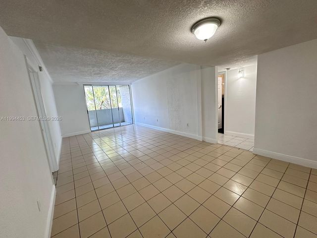 10000 NW 80th Ct 2521, Hialeah Gardens, FL 33016