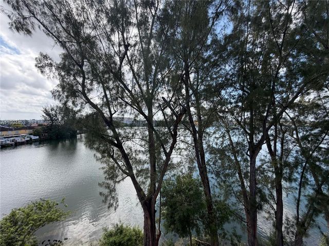 10000 NW 80th Ct 2521, Hialeah Gardens, FL 33016