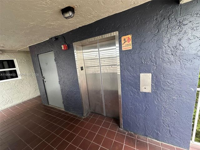 10000 NW 80th Ct 2521, Hialeah Gardens, FL 33016