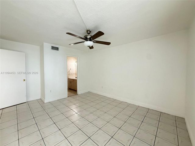 10000 NW 80th Ct 2521, Hialeah Gardens, FL 33016