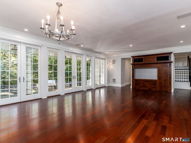 25 Hermit Lane, Westport, CT 06880