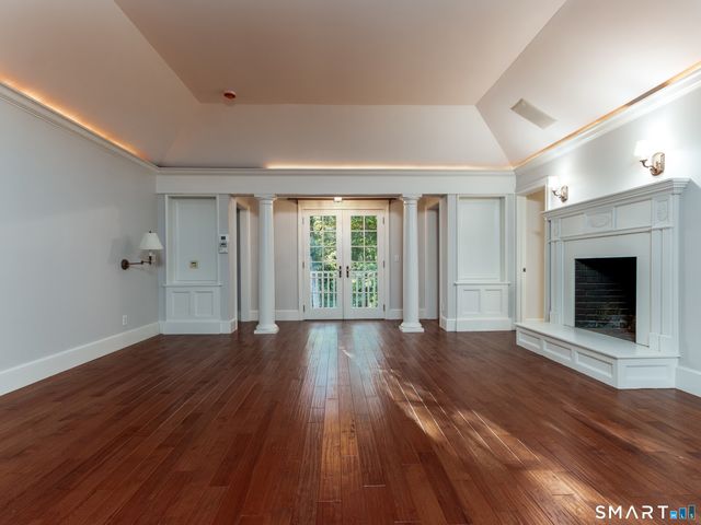 25 Hermit Lane, Westport, CT 06880