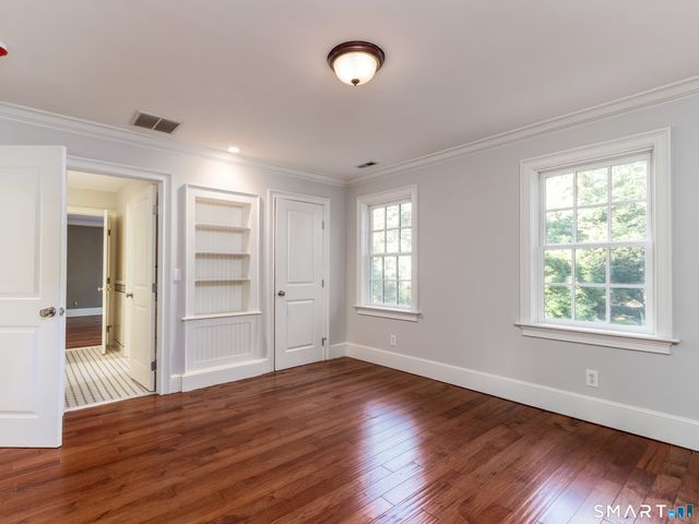 25 Hermit Lane, Westport, CT 06880