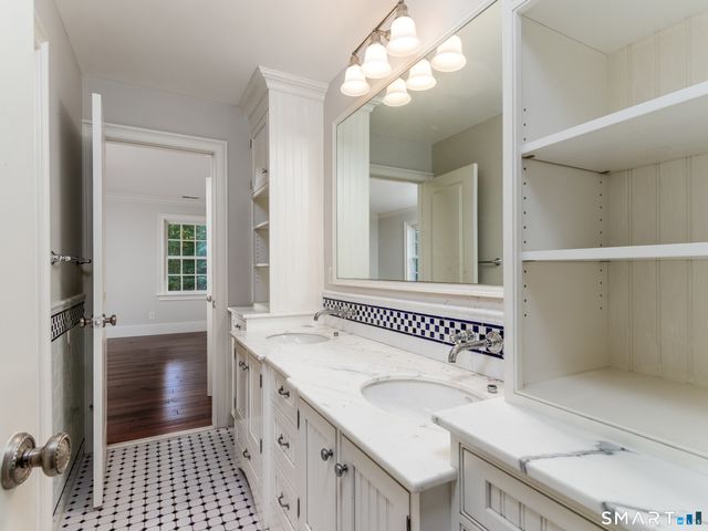 25 Hermit Lane, Westport, CT 06880