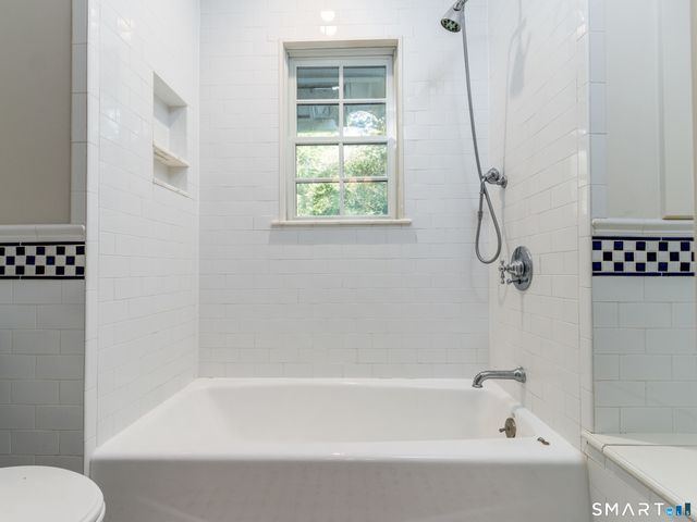 25 Hermit Lane, Westport, CT 06880
