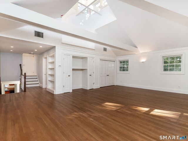 25 Hermit Lane, Westport, CT 06880