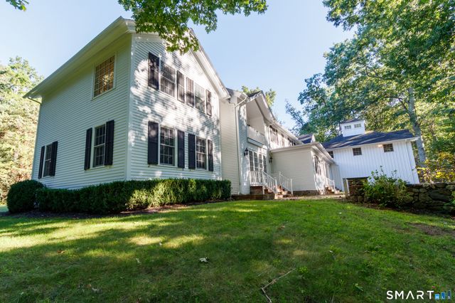 25 Hermit Lane, Westport, CT 06880