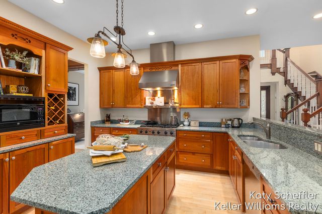 6157 Egypt Forest Road NE, Rockford, MI 49341