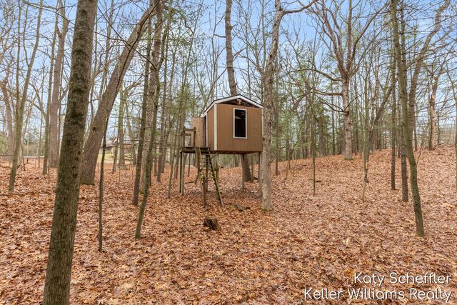 6157 Egypt Forest Road NE, Rockford, MI 49341