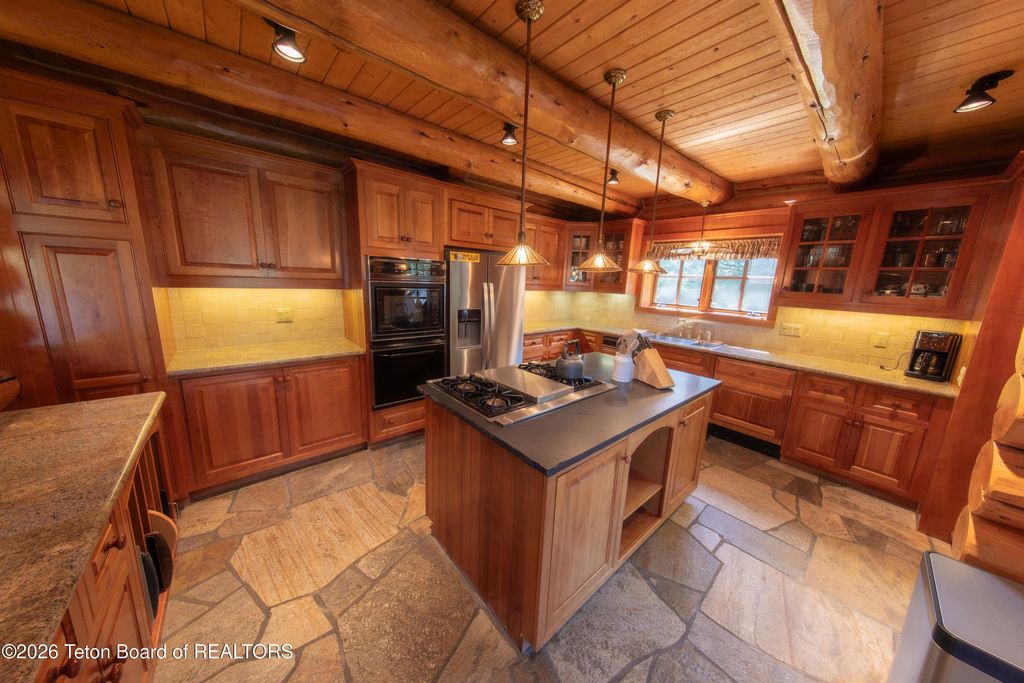 9055 N SNAKE RIVER Drive, Jackson, WY 83001 photo 5