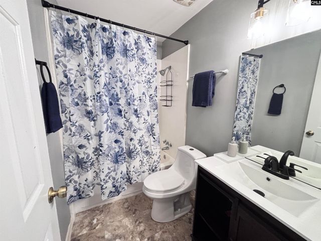 7602 Hunt Club Road I-102, Columbia, SC 29223