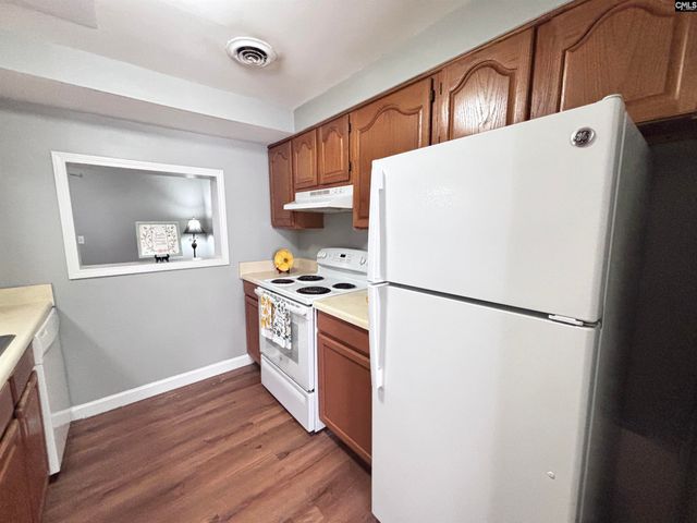 7602 Hunt Club Road I-102, Columbia, SC 29223