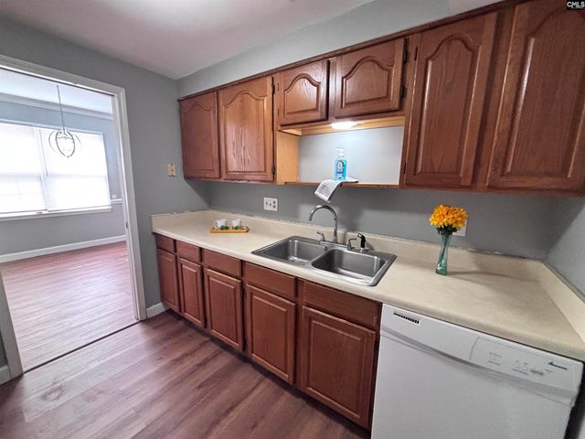 7602 Hunt Club Road I-102, Columbia, SC 29223