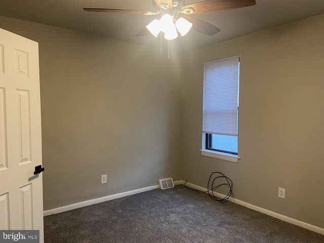 2863 CHATHAM ST, Philadelphia, PA 19134