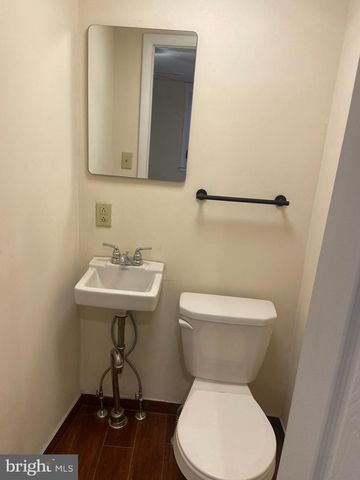 2863 CHATHAM ST, Philadelphia, PA 19134